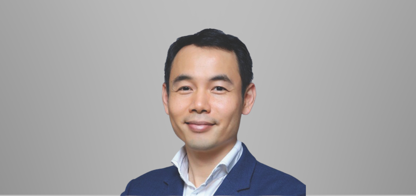 鄺偉銓先生